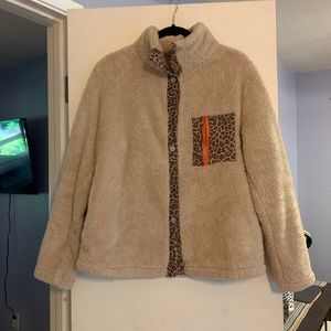 Cheetah accent jacket